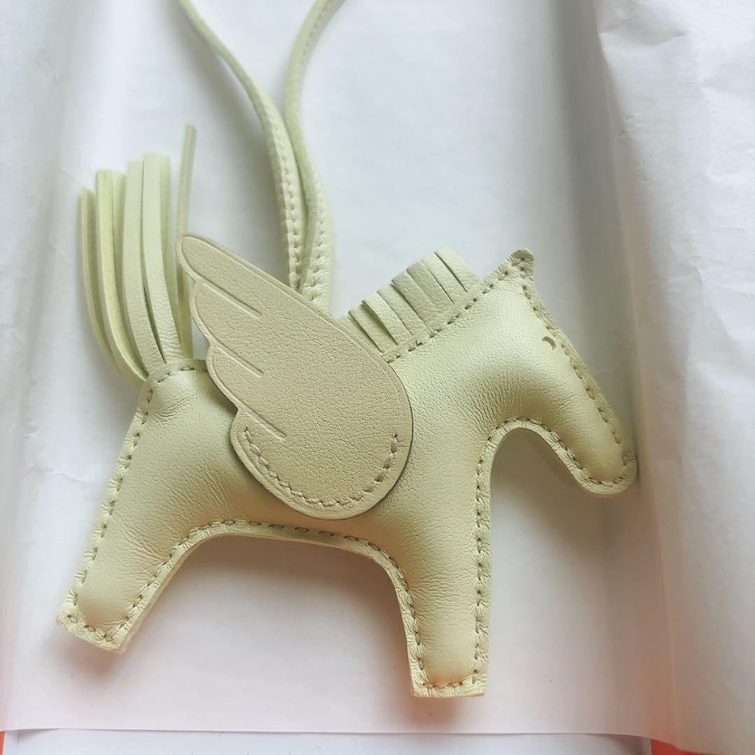 エルメスペガサス　ジョーヌミルトン