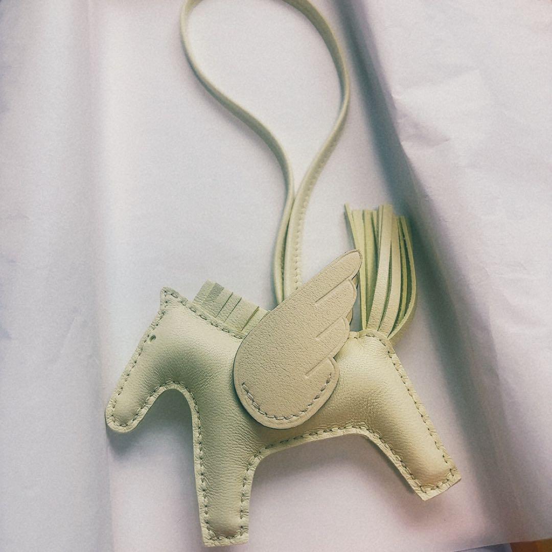 エルメスペガサス　ジョーヌミルトン