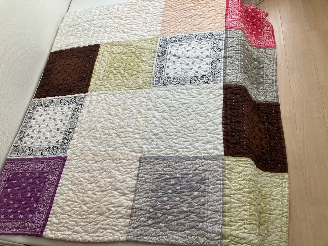 Urban outfitters バンダナキルト　マルチカバー　ベッドカバー