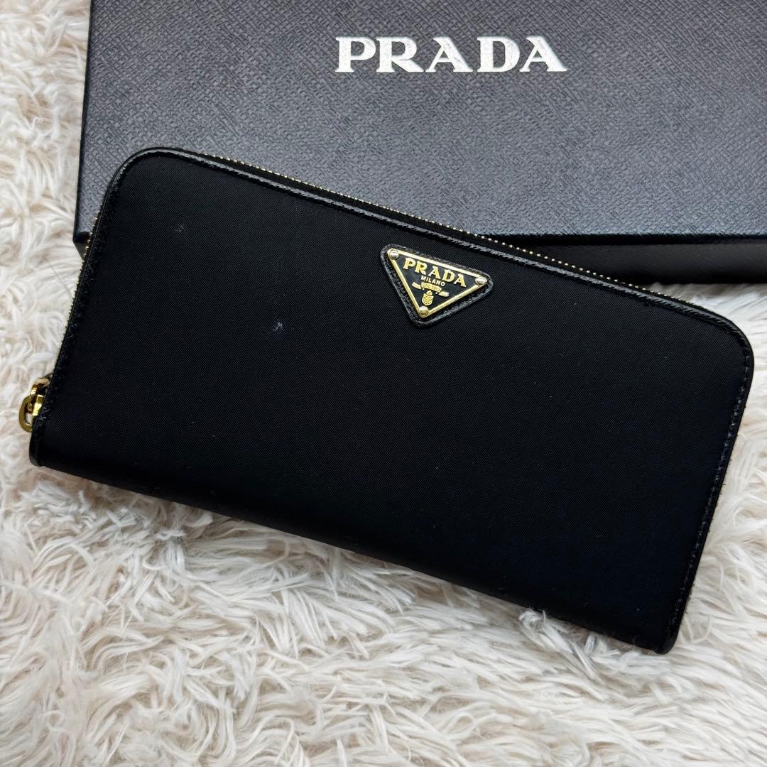 現行 美品✨プラダ トライアングルロゴ サフィアーノ ナイロン 長財布