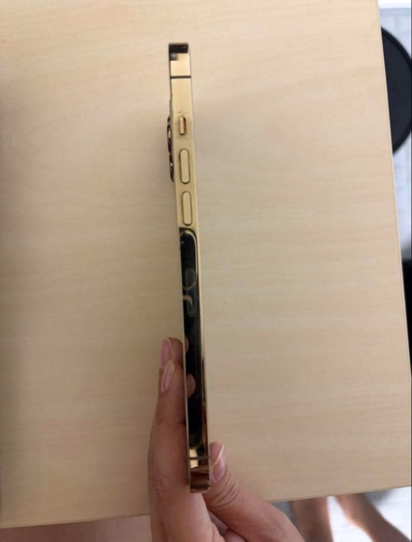 iPhone 12 Pro Max ゴールド 本体