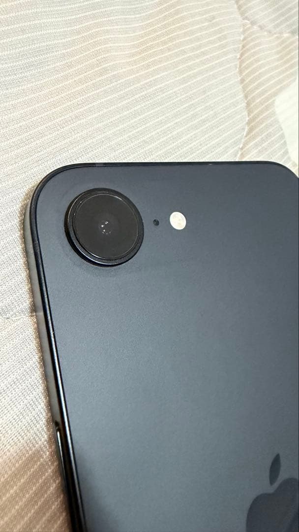 Apple iPhone 16e 128GBブラック SIMフリー