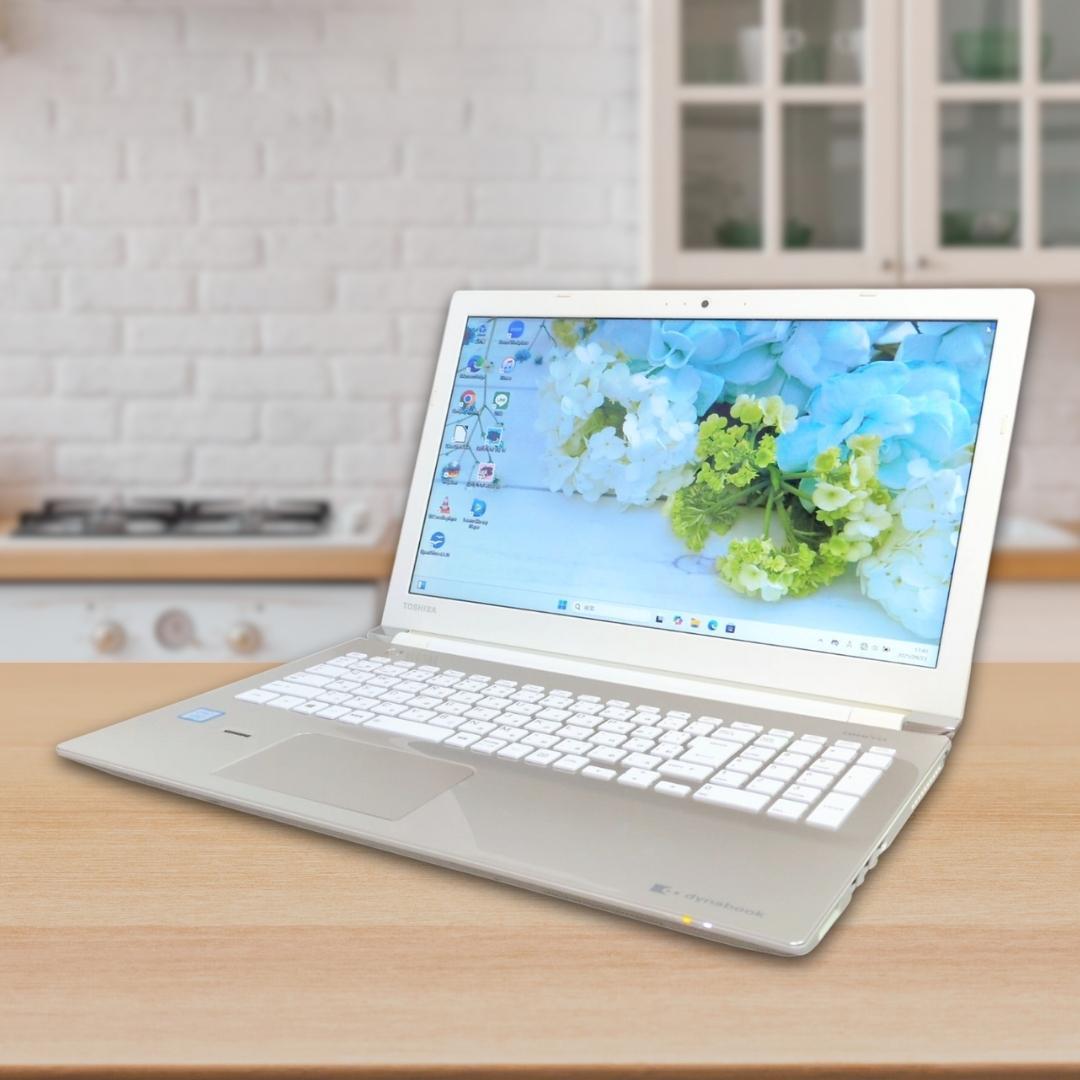 美品❤️初期設定済ノートパソコン薄型✨大容量✨カメラ付き✨i3✨すぐ使える