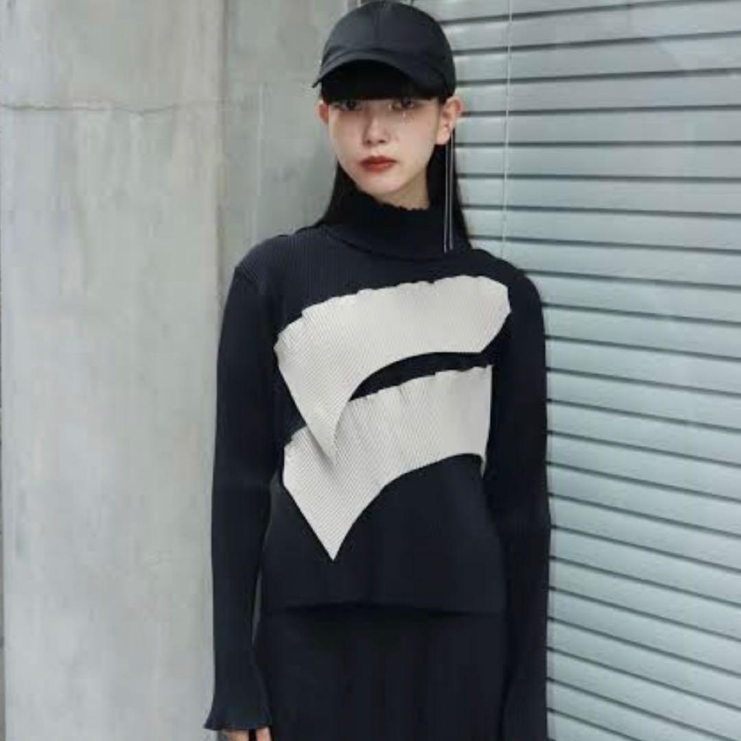 トップス KOTOHAYOKOZAWA TODO WAVE LONG-SLEEVE TOP