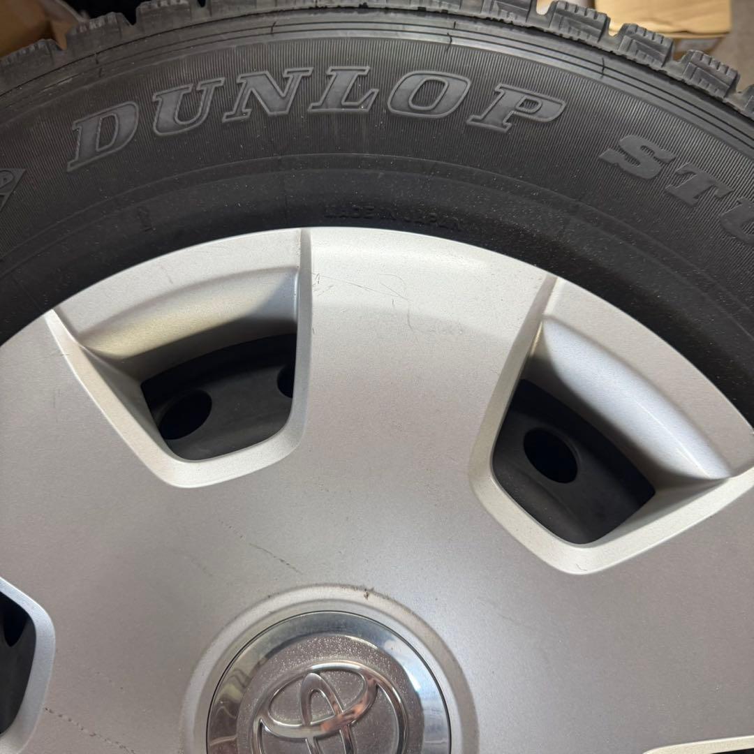 ［最終値下］ハイエース　スタッドレスタイヤ　純正ホイール　セット