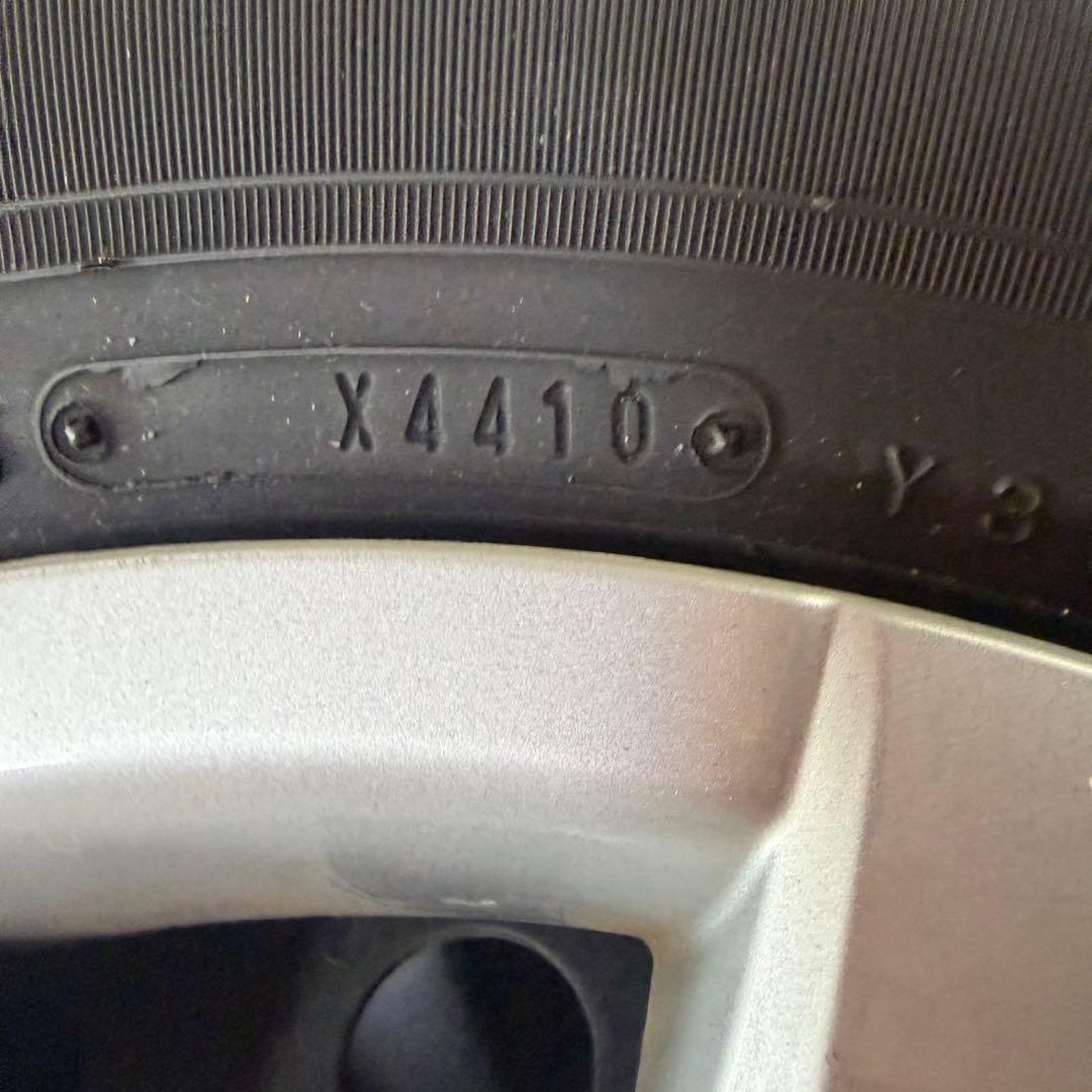 ［最終値下］ハイエース　スタッドレスタイヤ　純正ホイール　セット