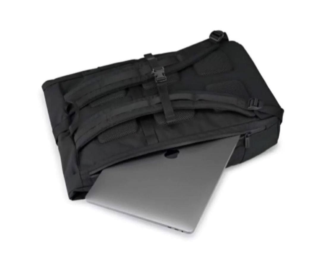 モレスキン 15インチ デバイス収納可能 メトロ ロールトップ バックパック