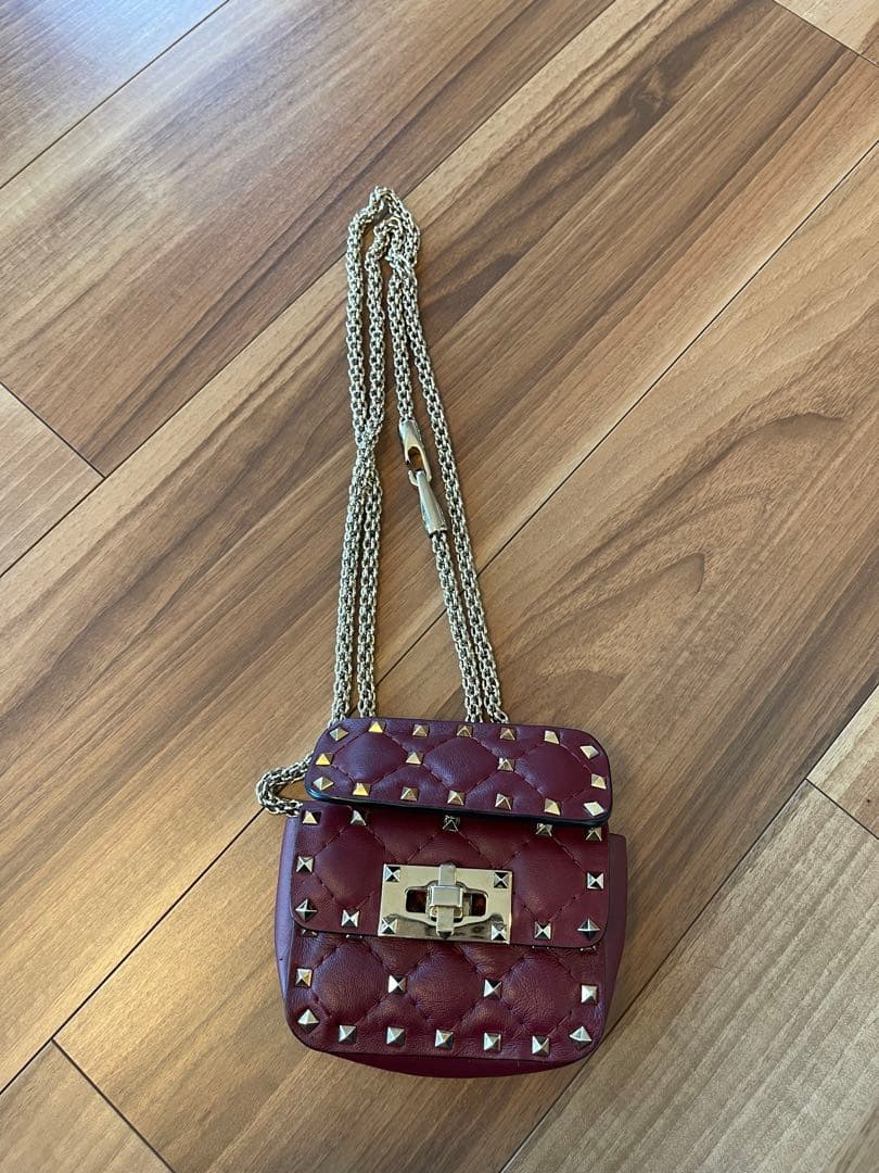 valentino ミニバック　スタッズ　レッド