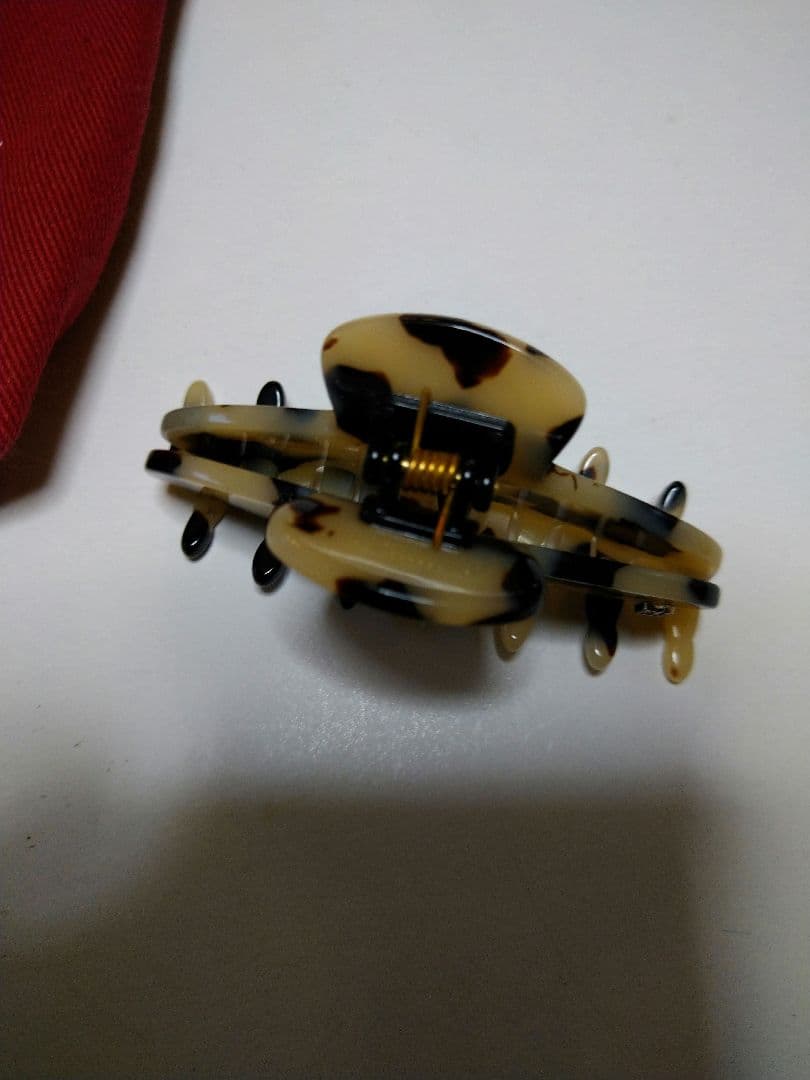 ALEXANDRE DE PARIS アルビノス クリップ