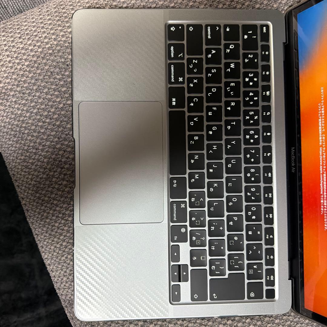 MacBook Air 13-inch M1チップ 256GB