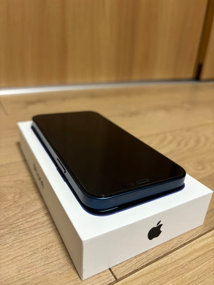 Apple iPhone 12 128GB バッテリー83% SMフリー
