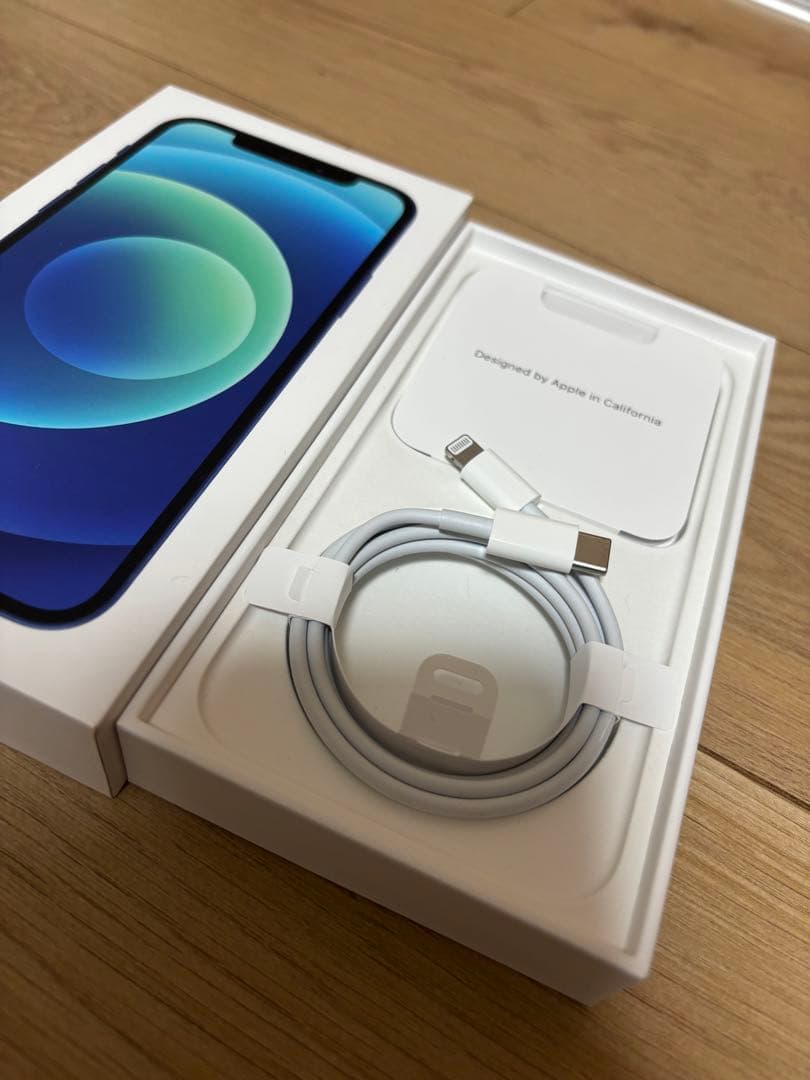 Apple iPhone 12 128GB バッテリー83% SMフリー