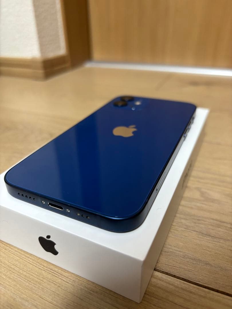 Apple iPhone 12 128GB バッテリー83% SMフリー
