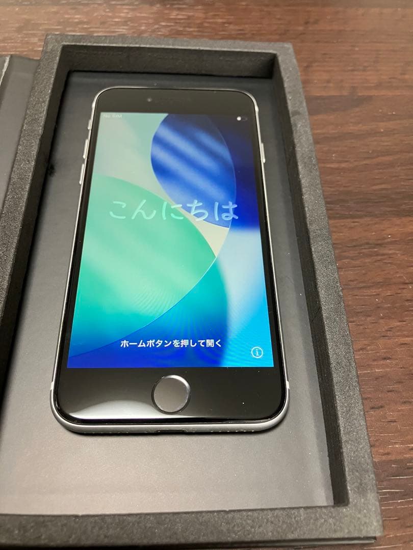 iPhone SE 第2世代 64GB ホワイト simフリー