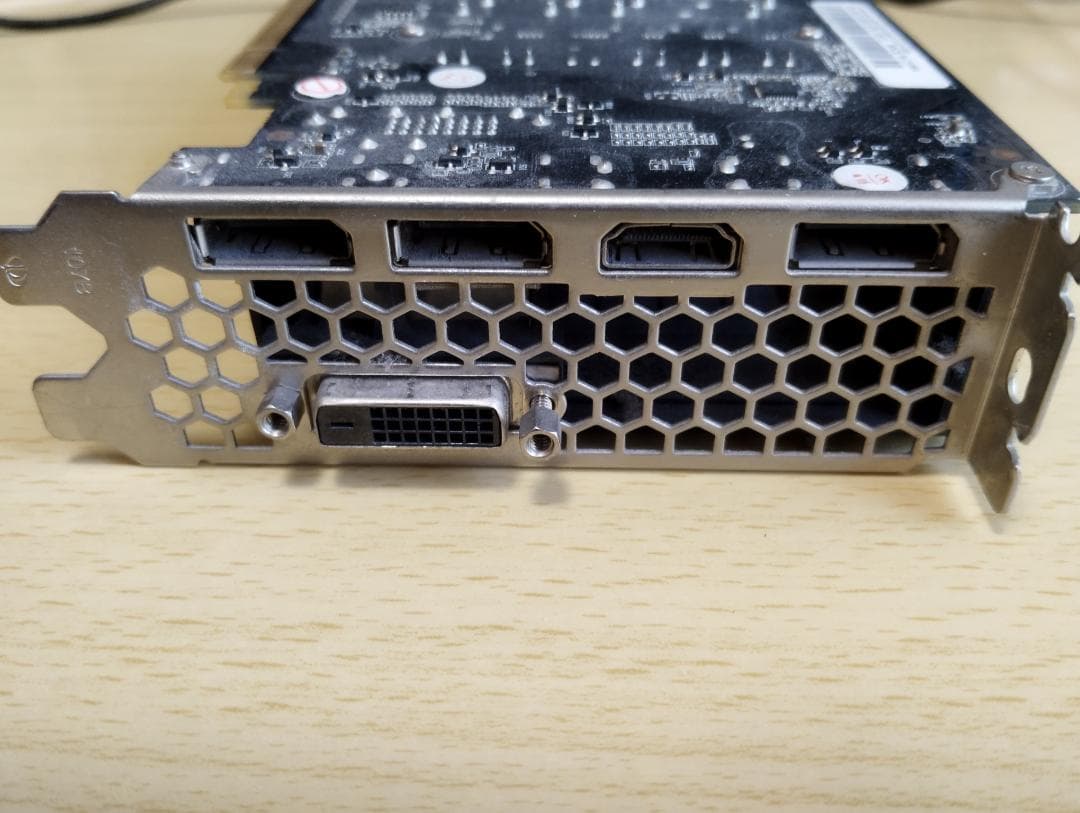 GeForce GTX 1060 グラフィックボード