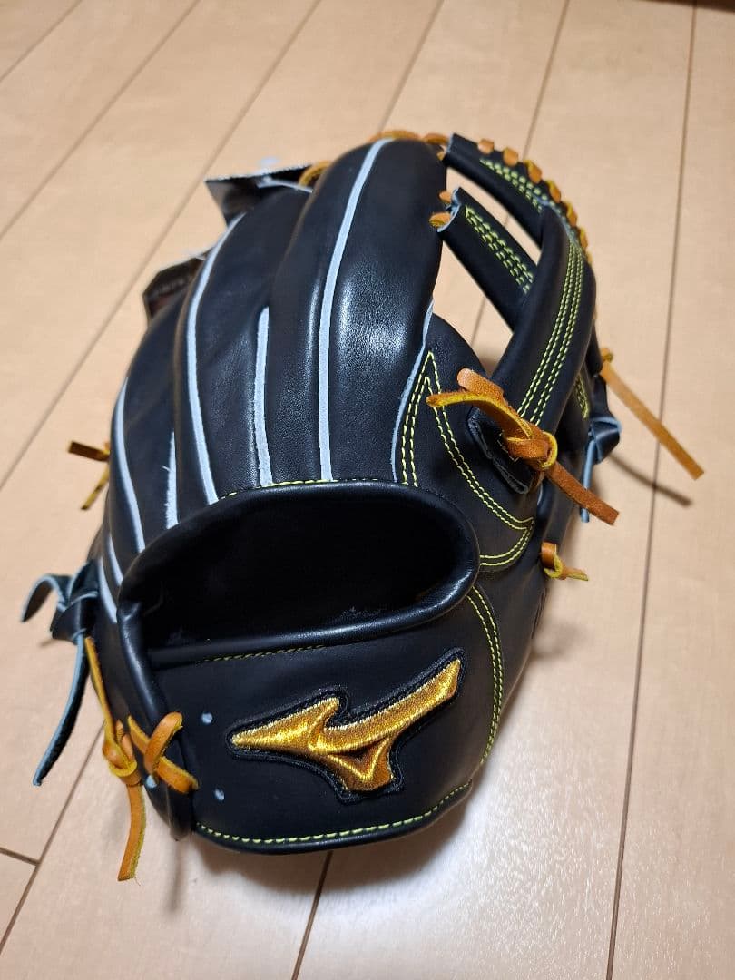 ミズノプロ　硬式 グローブ　内野手用