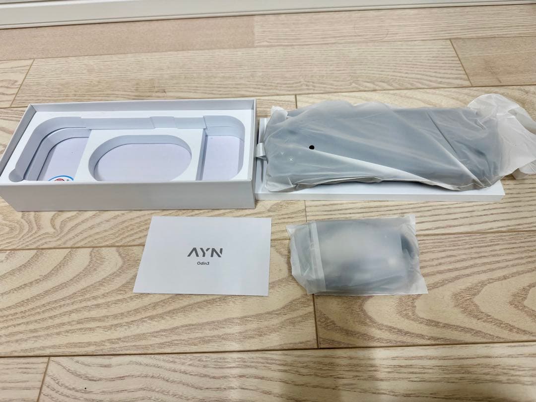 AYN Odin3 Pro（12GB / 256GB）　ブラック
