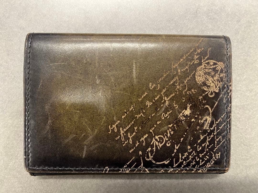 【さらに値下げ】ベルルッティの名刺入れ