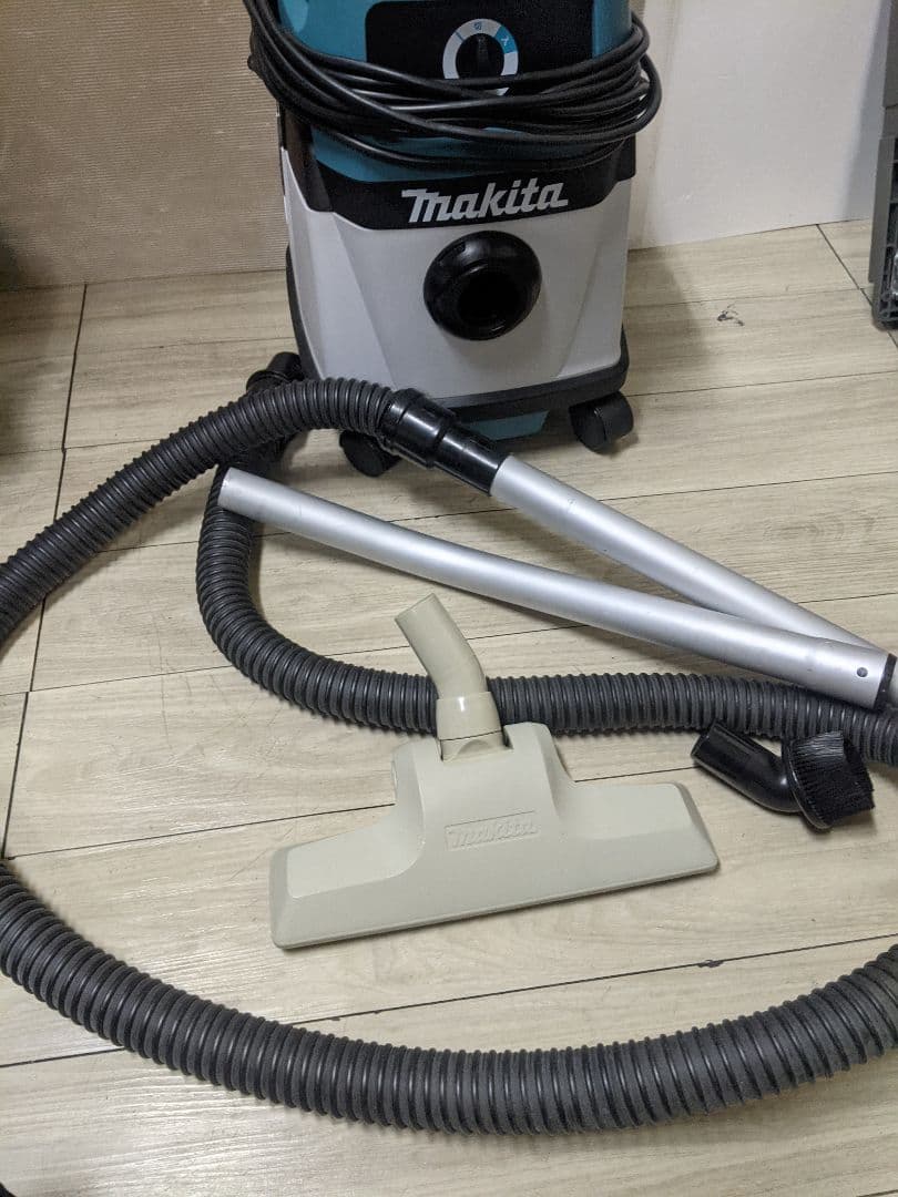 makita マキタ 乾湿両用 業務用 集じん機 モデル473 キャスター付