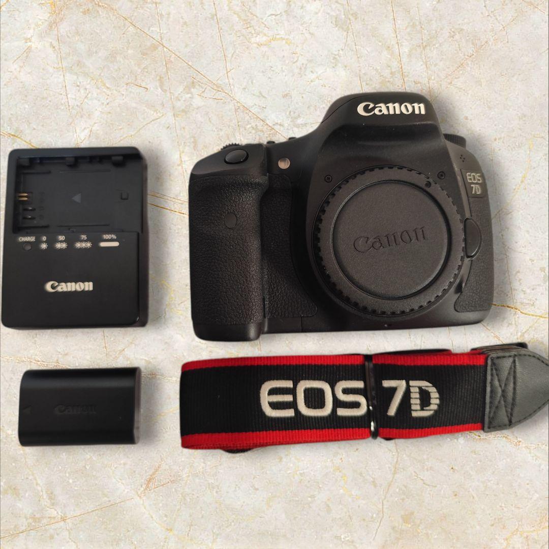 Canon EOS 7D キャノン デジタル一眼レフ ボディ