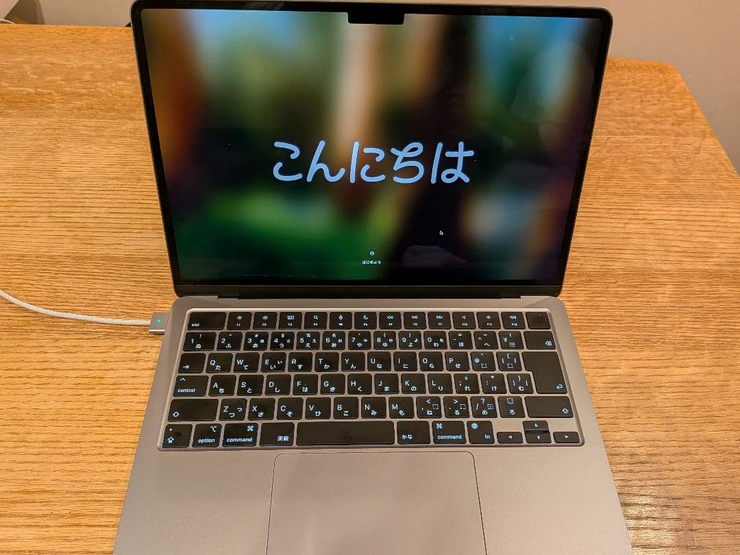 Macbook Air M2 16GB 256GB 13インチ