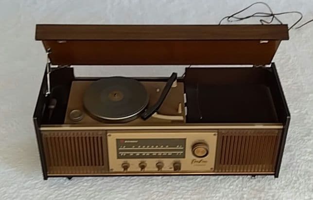 National TableStereo vintage620×250×220