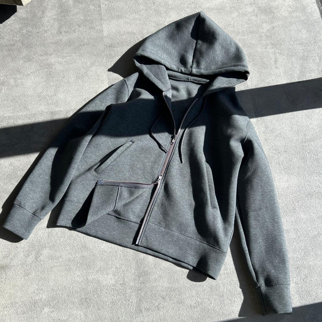 極美品✨スピックアンドスパン ストレッチジップフードパーカー グレー 25AW