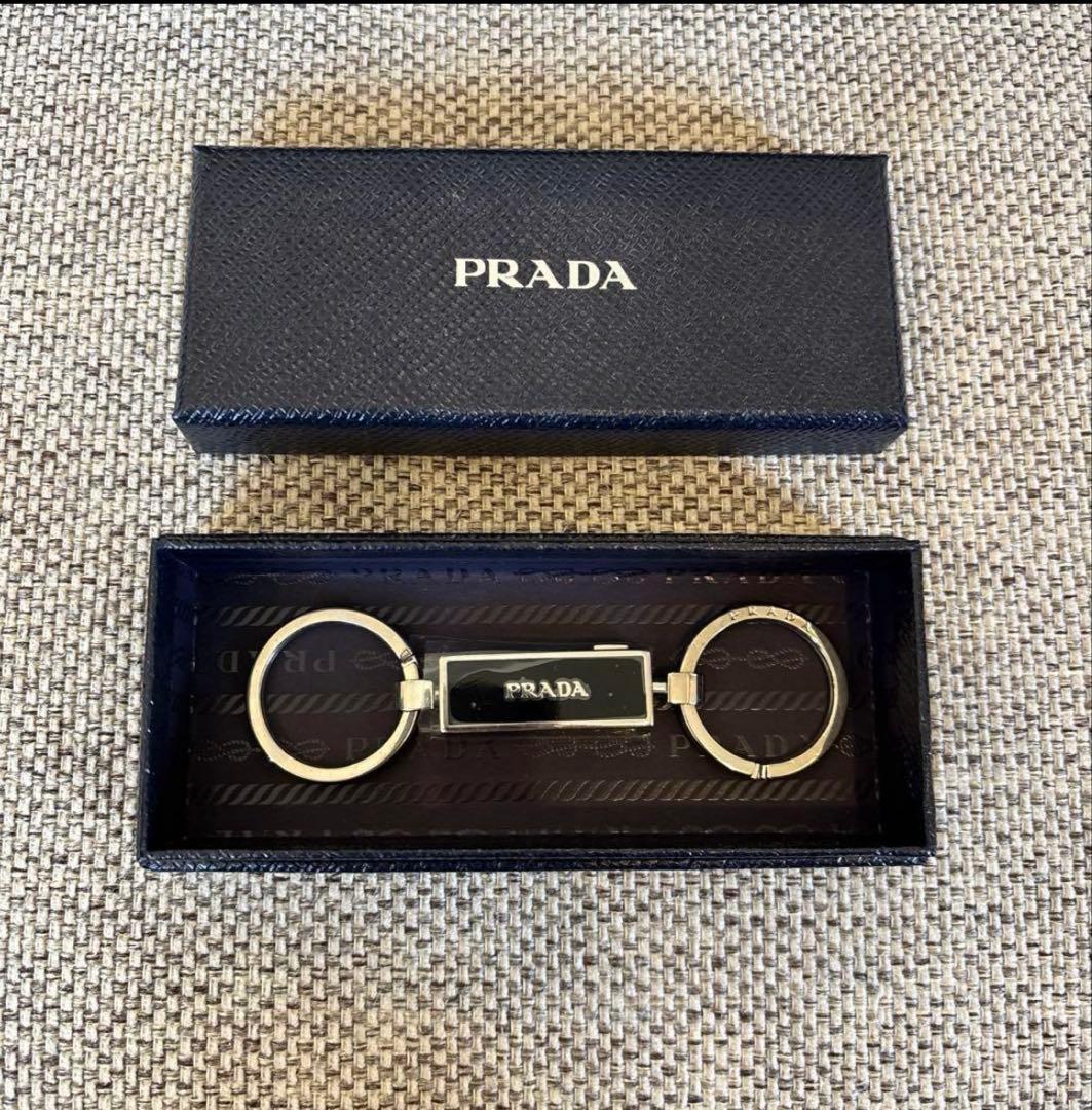 【美品】プラダ　キーリング / キーホルダー