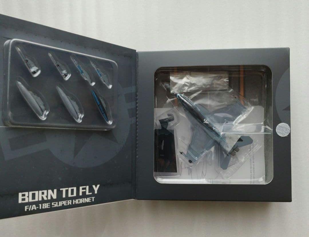 JCWings　1/144　F/A-18E　トップガン　マーヴェリック機　未開封