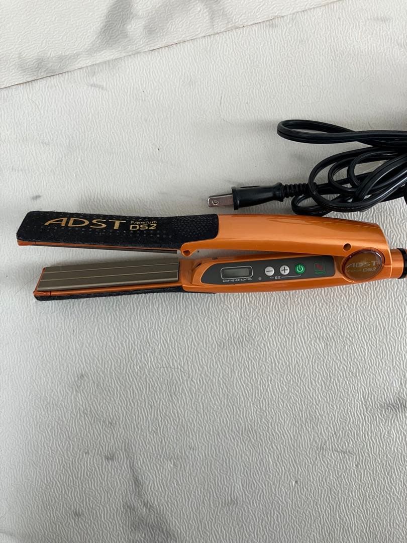 ADST ストレートヘアアイロン オレンジ　ジャンク