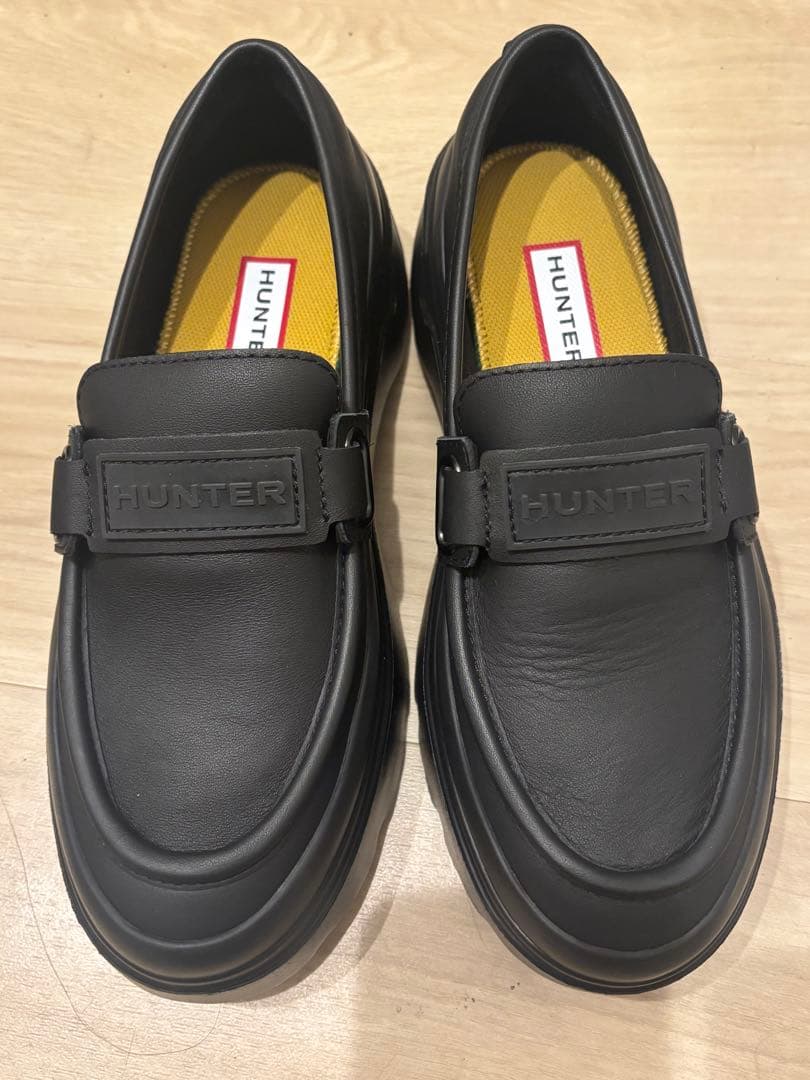 HUNTER ローファー「リファインド エクスプローラー フラットフォーム」黒