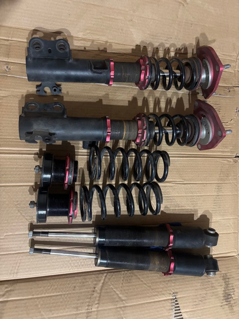 50プリウス　車高調