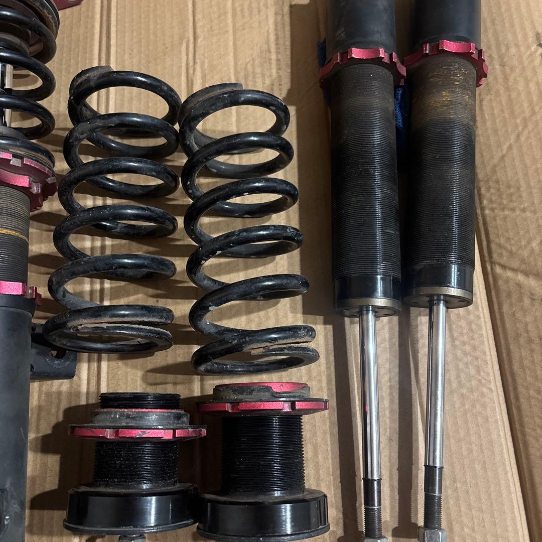 50プリウス　車高調