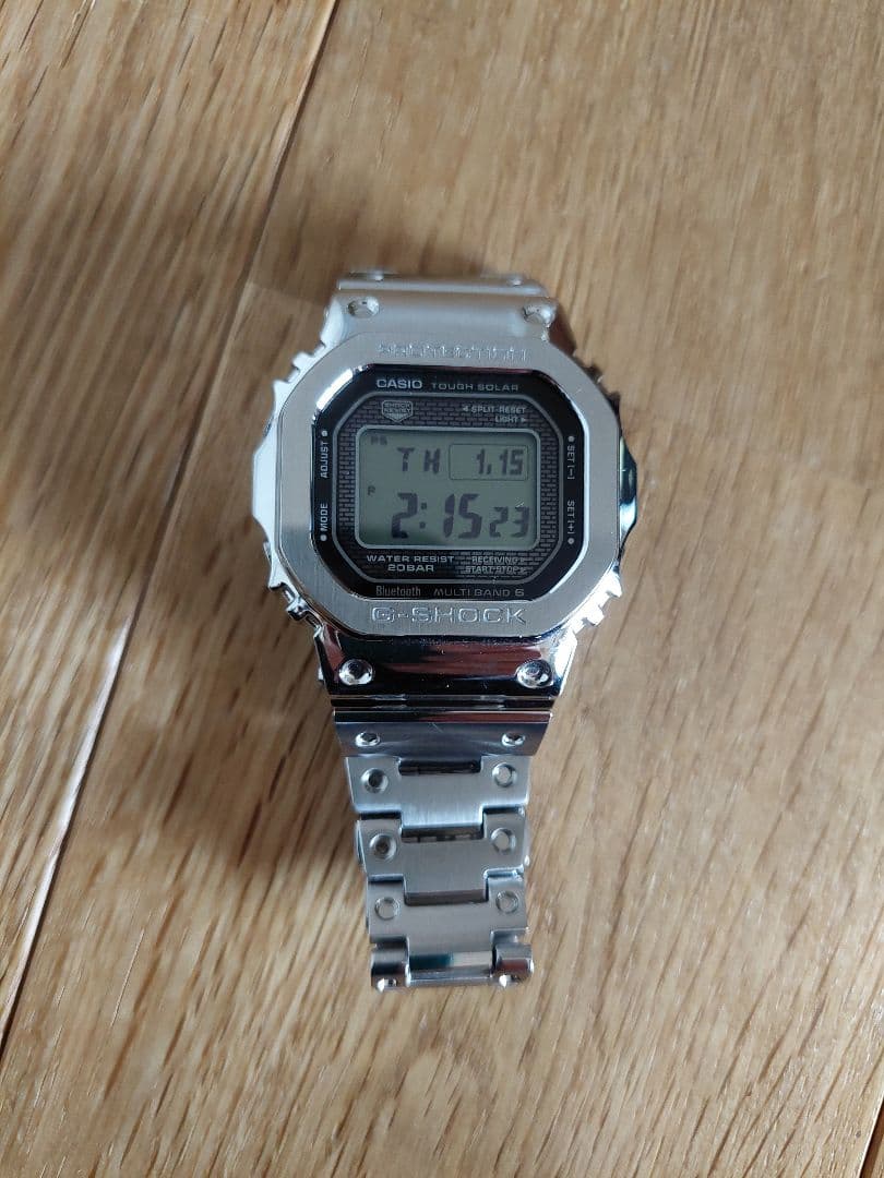 美品　G-SHOCK GMW-B5000D-1JF　フルメタル　シルバー