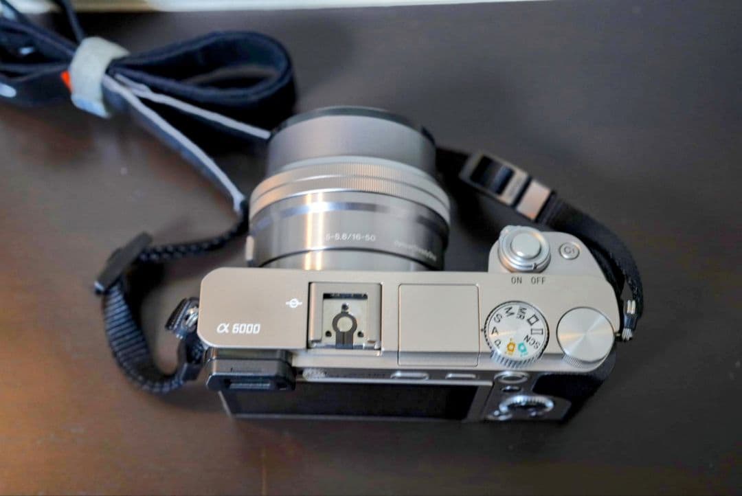 SONY ソニー α6000 ダブルズームレンズキット ILCE-6000Y