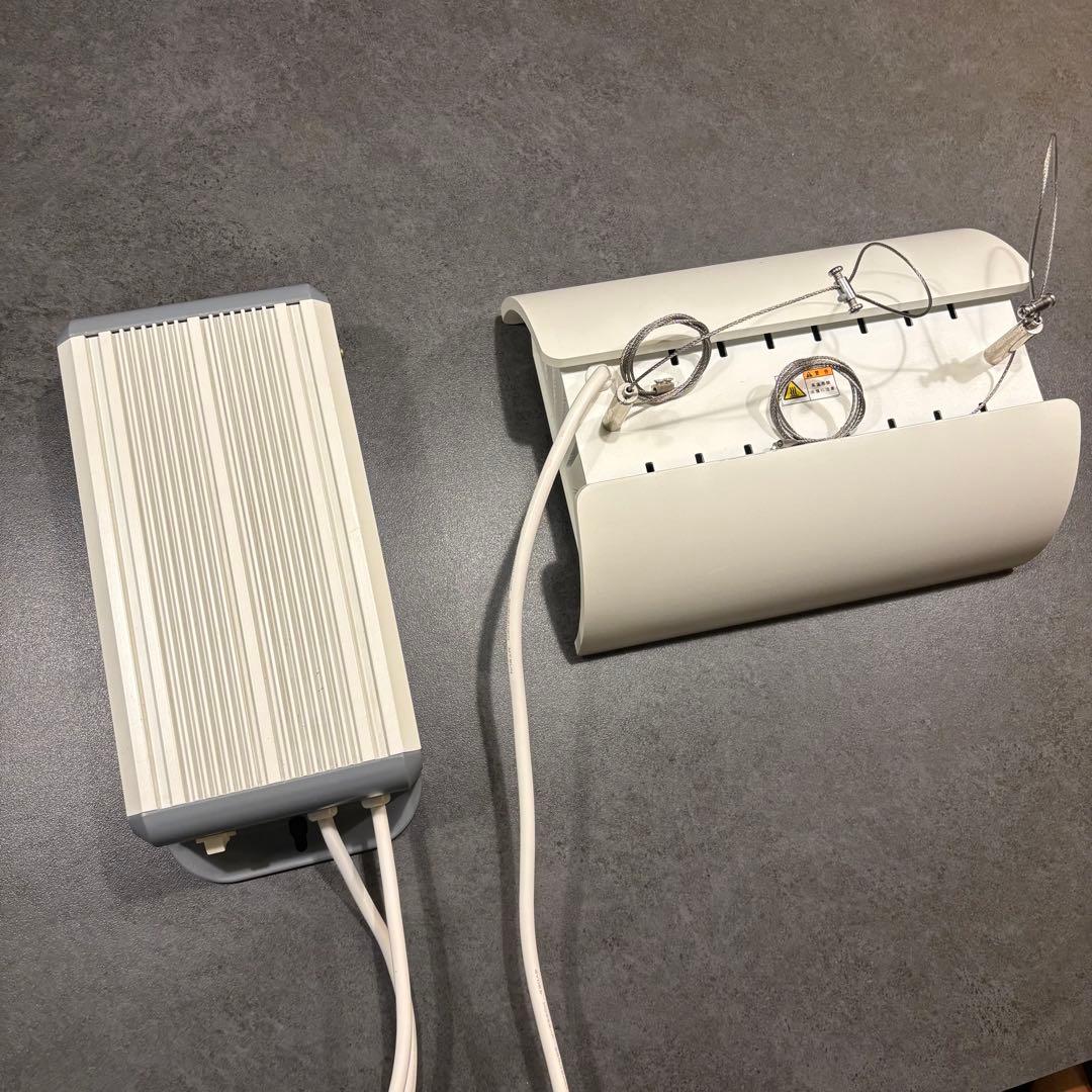 カミハタ　ファンネル2　8000K　水槽用ライト　 ホワイト②