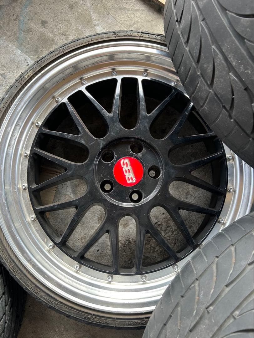 BBS LM “風” バリ溝タイヤ付き