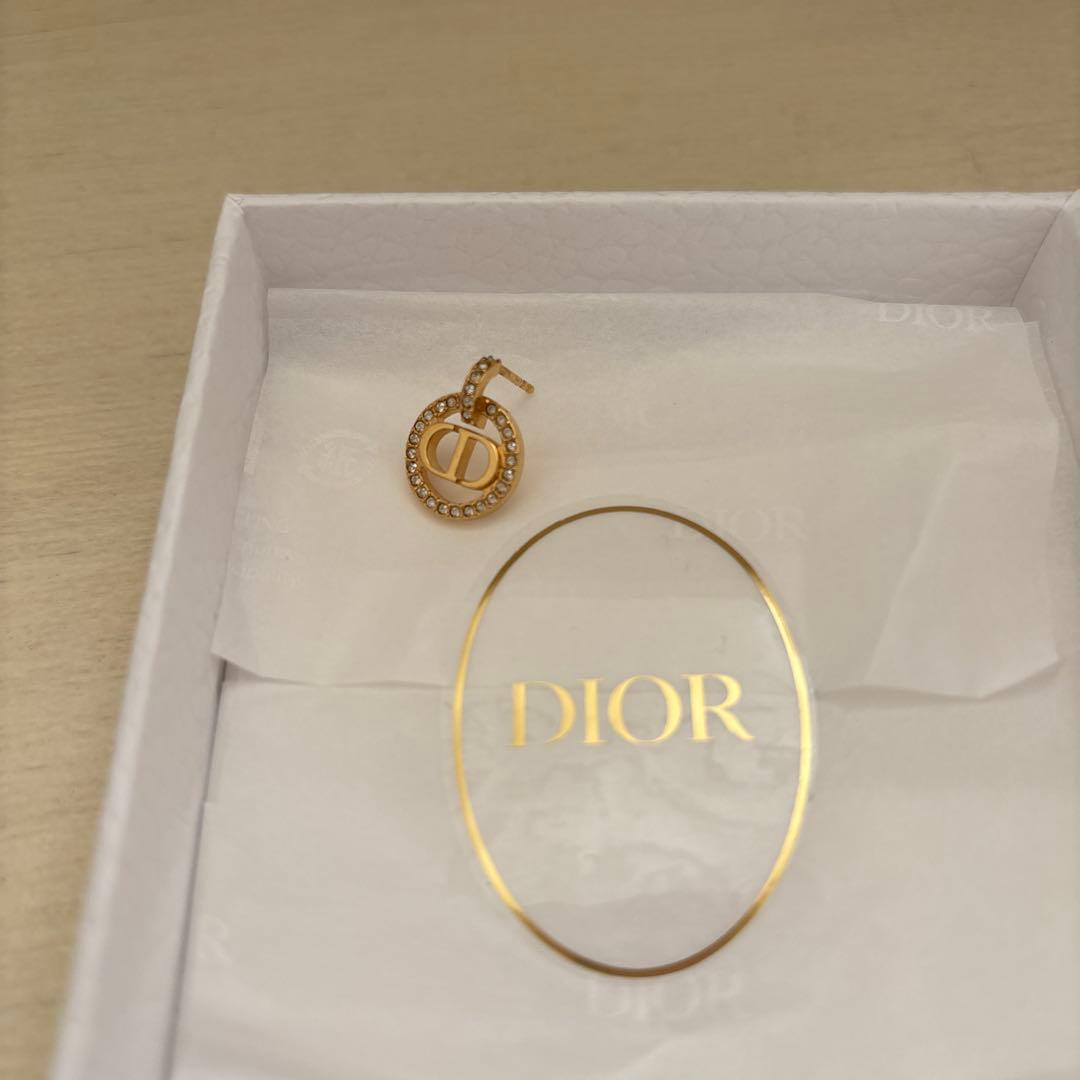 Dior ゴールド CD ロゴ ピアス(片耳用)