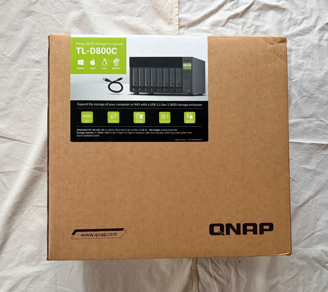 QNAP TL-D800C 8ベイ JBODストレージエンクロージャ