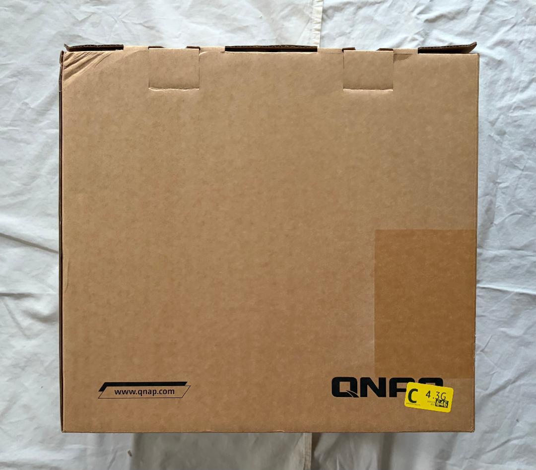 QNAP TL-D800C 8ベイ JBODストレージエンクロージャ