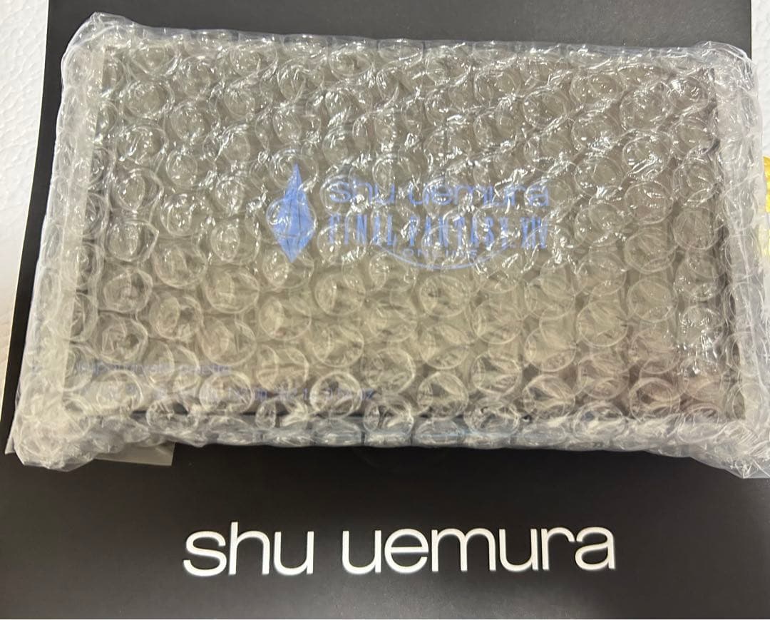 本日発送新品シュウウエムラ ファイナルファンタジーFF クポ！クリスタルパレット