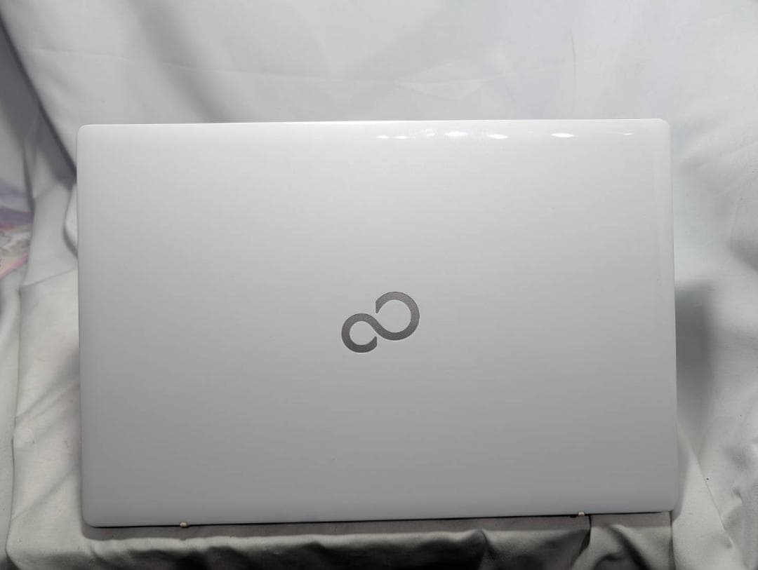 富士通 LIFEBOOK AH53/D1 i7/8GB/SSD256GB