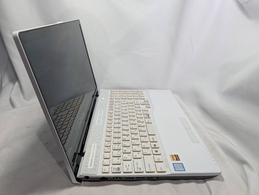 富士通 LIFEBOOK AH53/D1 i7/8GB/SSD256GB