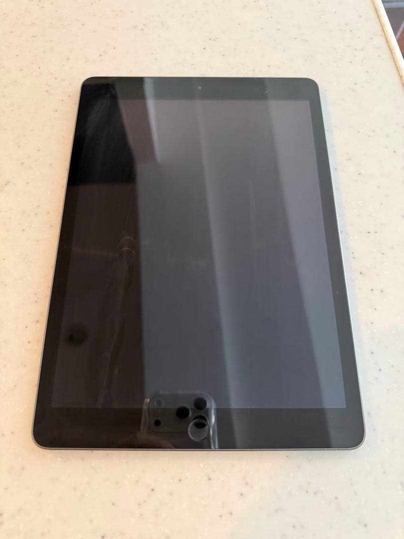 Apple iPad 32G 第8世代
