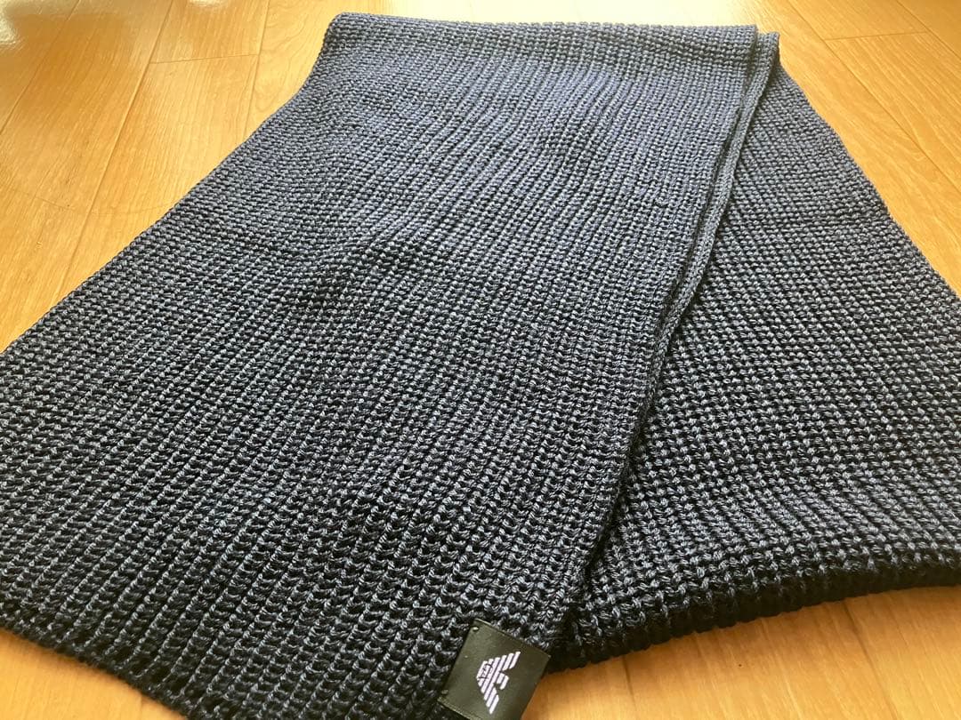 新品タグ付　エンポリオアルマーニ　EMPORIO ARMANI ウールマフラー