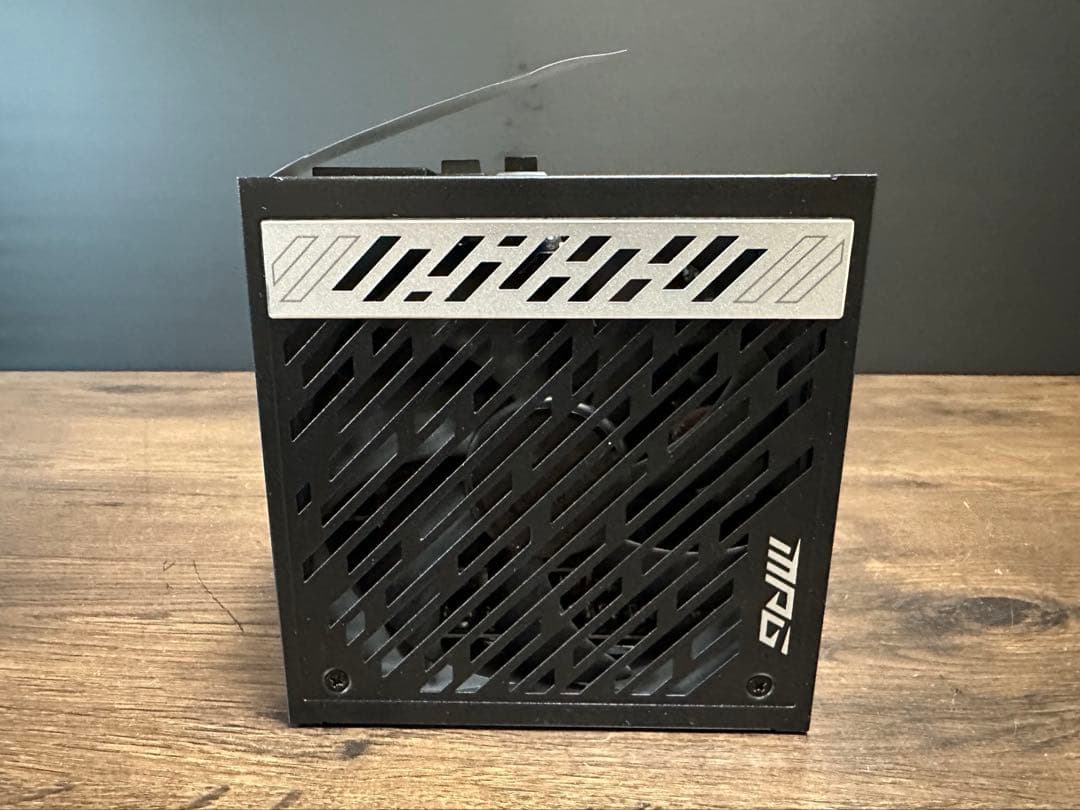 MSI MPG A1000G PCIE5 (80+ gold)　電源ユニット