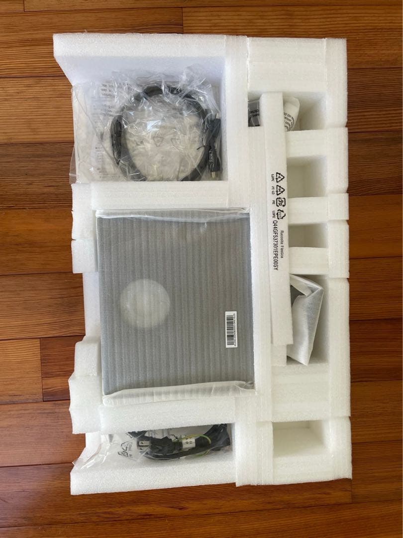 aI-O DATA 27インチ 4K モニター