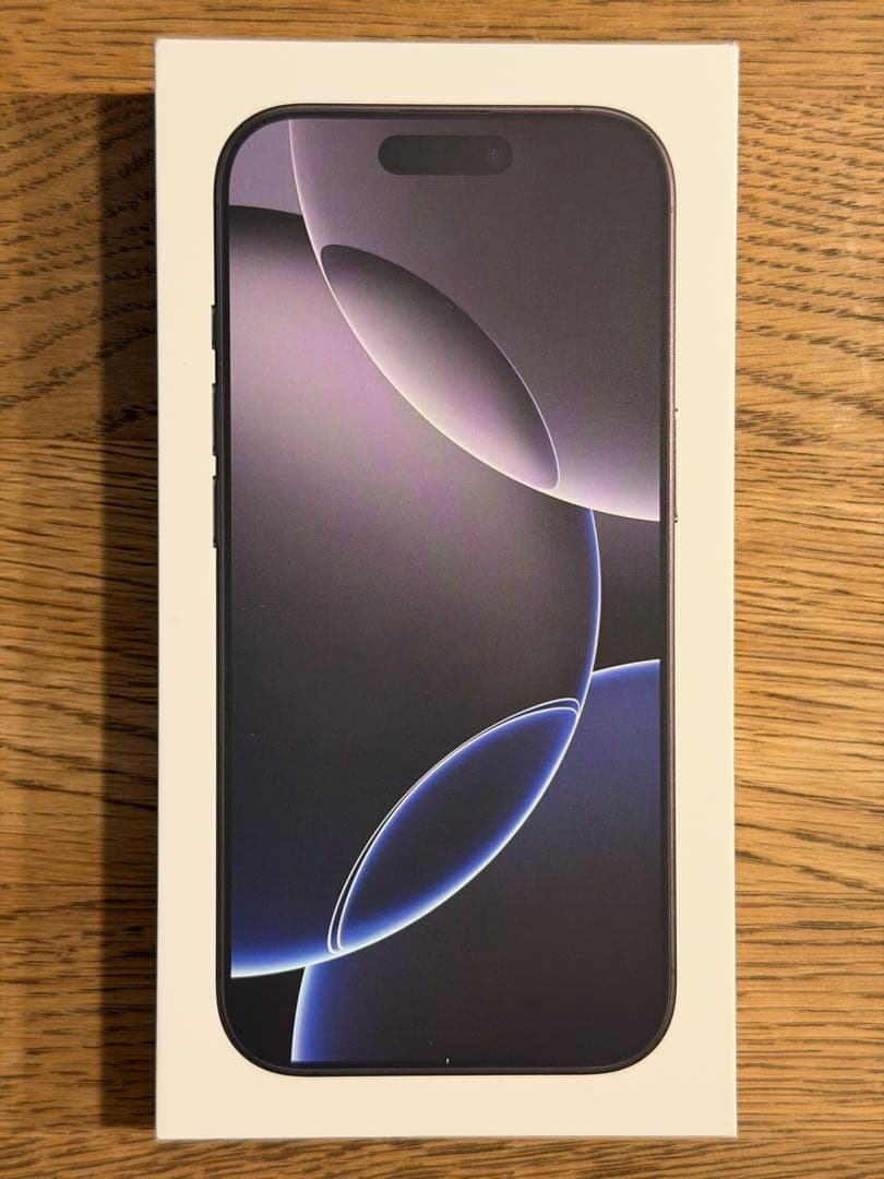 iPhone 16 Pro 256GBブラックチタニウム