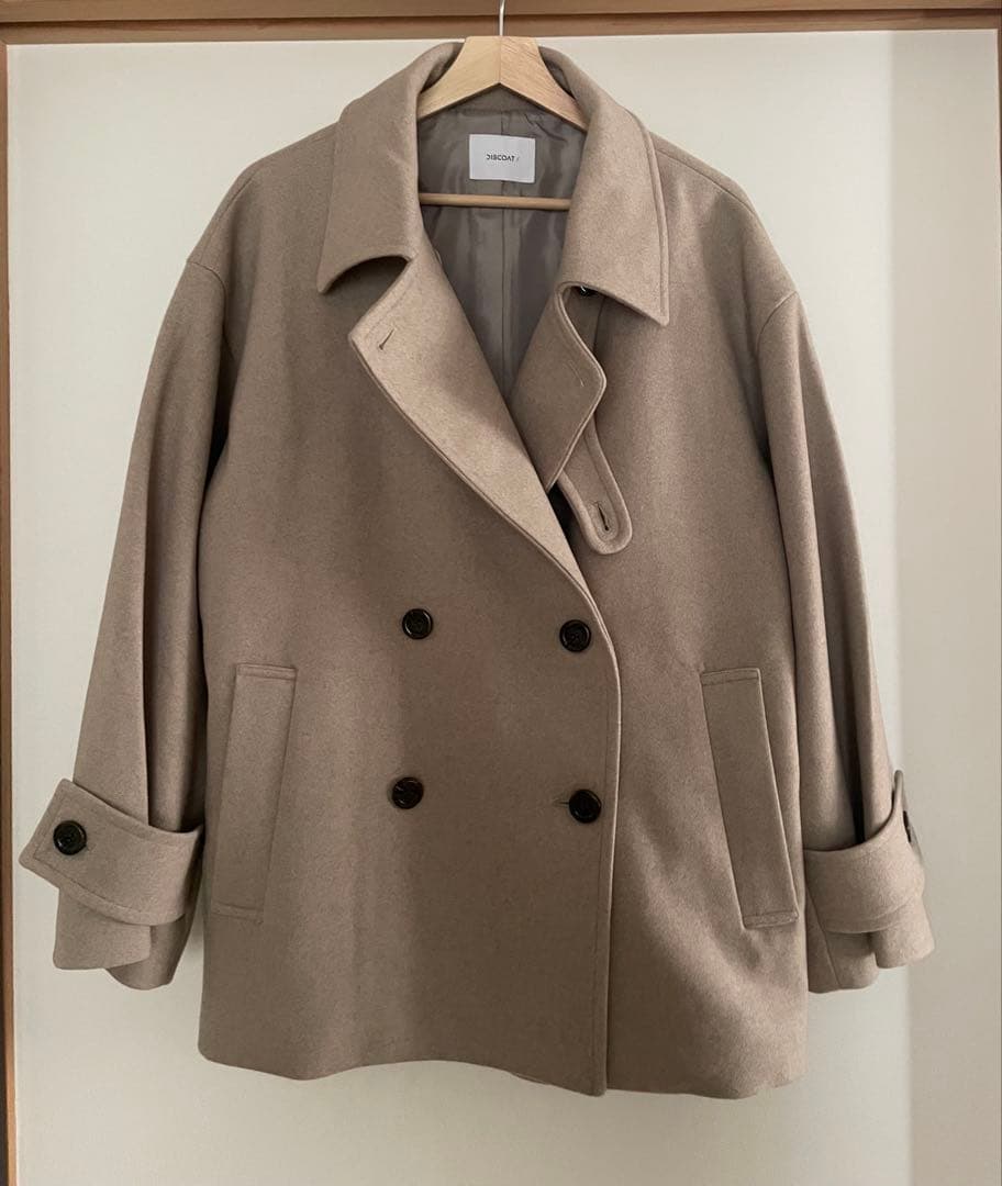 DISCOAT ⭐︎新品、タグなし⭐︎ 中空糸スタンドミドルコート　ライトベージュ