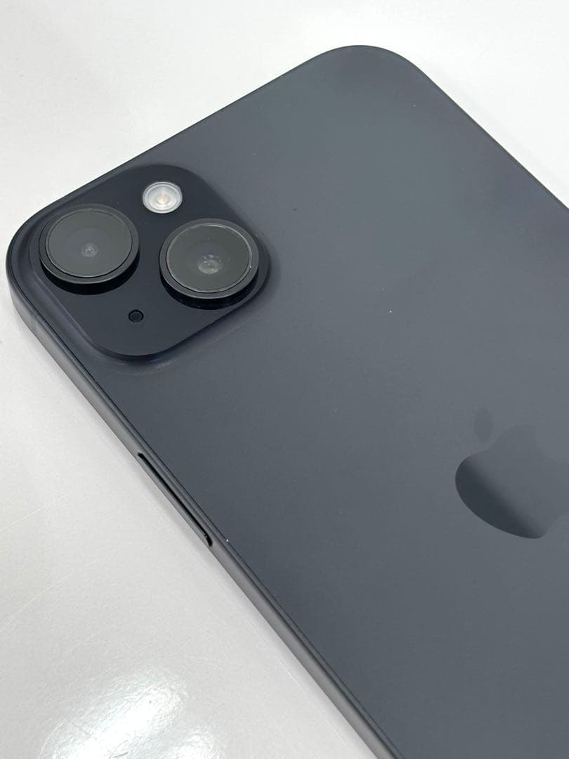 ⑩ iPhone15 Plus 128GB ブラック